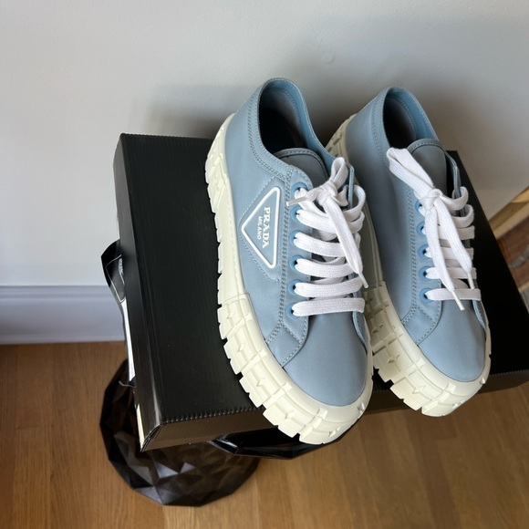 Prada 50mm Logo Flatform Sneakers Astrale - Picture 4 of 11